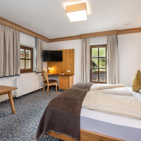 Naturhotel Huettenwirt Im Grossarltal Hüttschlag Εξωτερικό φωτογραφία