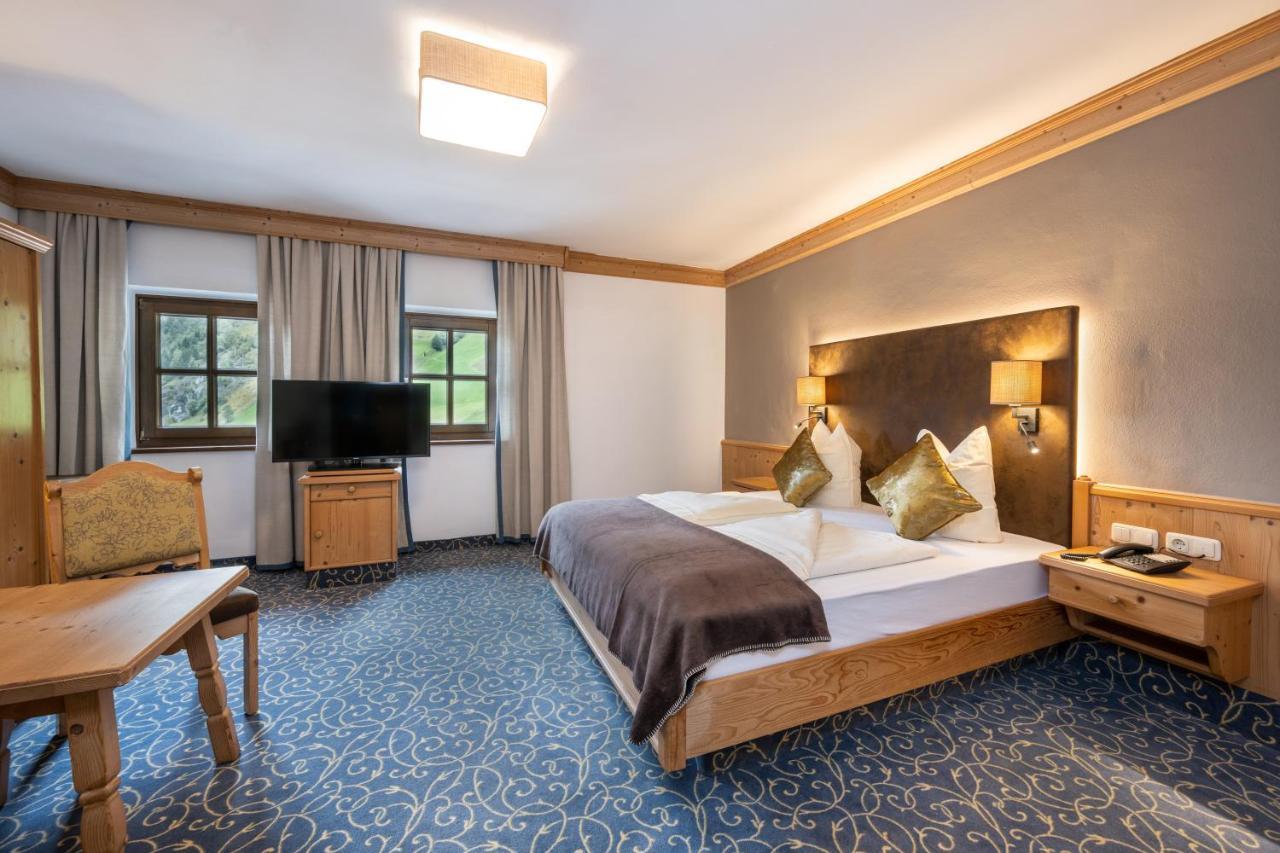 Naturhotel Huettenwirt Im Grossarltal Hüttschlag Εξωτερικό φωτογραφία